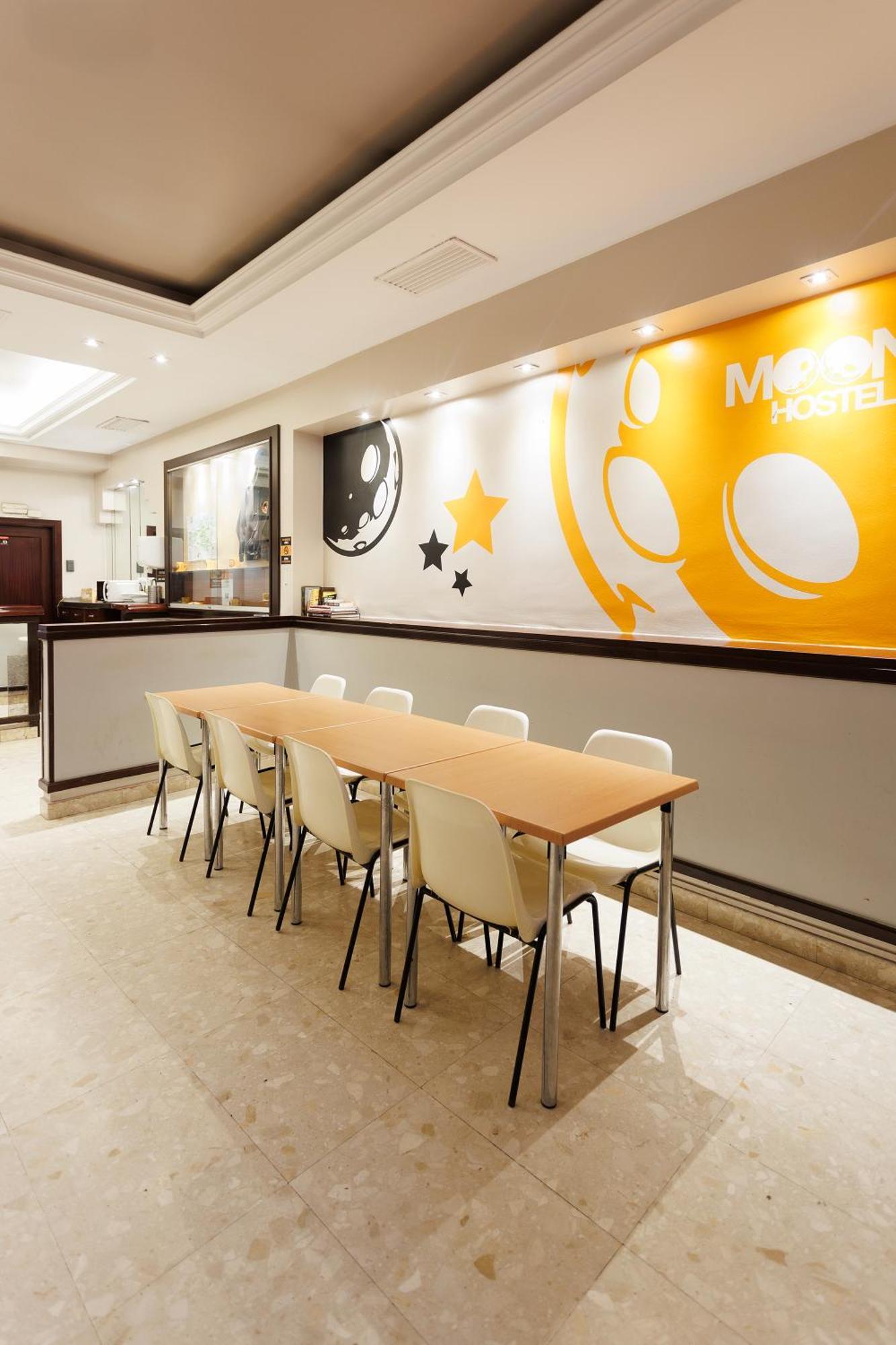 Moon Hostel Bio Bilbao Eksteriør bilde